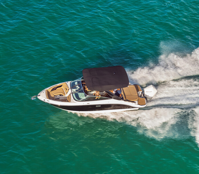 SLX 260 Outboard aerial view