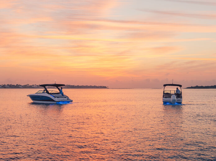 SLX 260 and SLX 260 Outboard