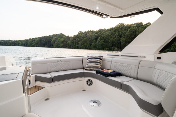 2024-SLX-350-SLX350-cockpit-seating-00583