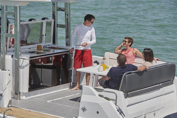 CC-12.5-WA-Jean-Jacques_BERNIER-23442