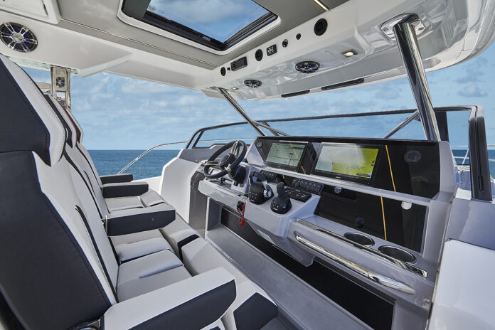 CC-12.5-WA-Jean-Jacques_BERNIER-23443