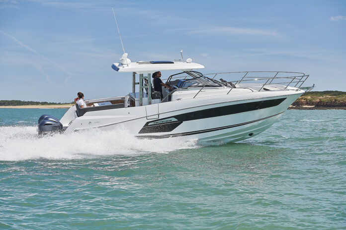 Cap_Camarat_12.5_WA-Jean-Jacques_BERNIER-23778