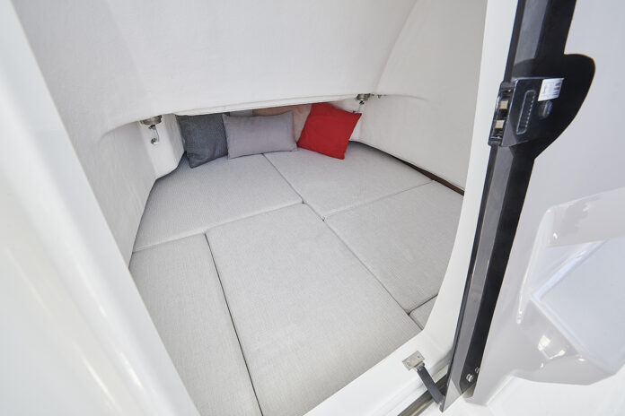 Cap_Camarat_7.5_CC_Serie3-Jean-Jacques_BERNIER-24585