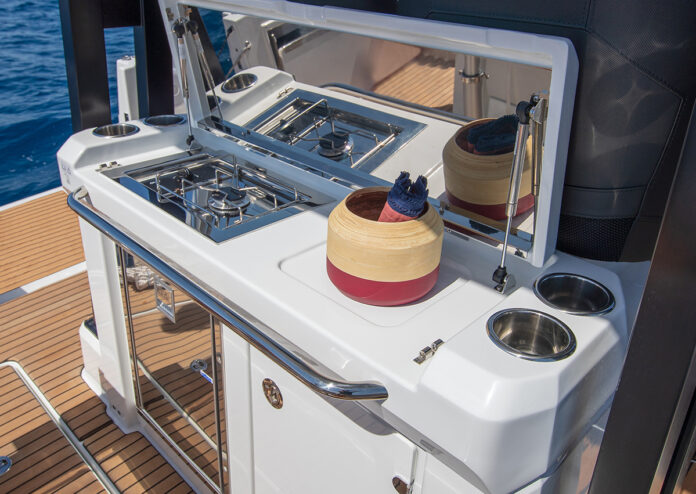 Cap_Camarat_9.0_WA_Serie2-Jerome_KELAGOPIAN-3639