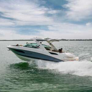 Sea Ray SLX 350 OUTBOARD