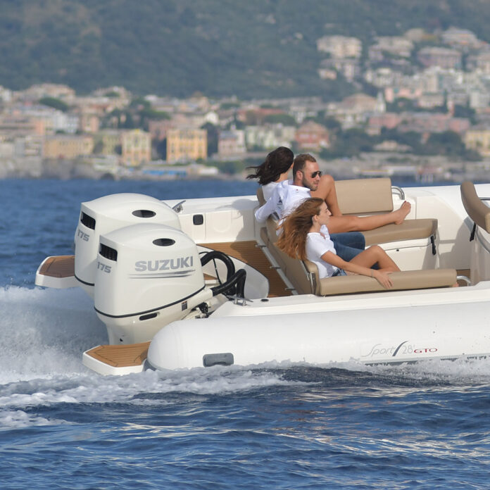 Suzuki_DF175AP_action_photo_12