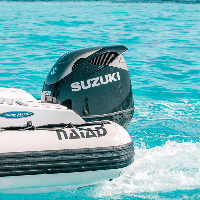 Suzuki_DF350A_YAY_Single_NAIAD_Action_2