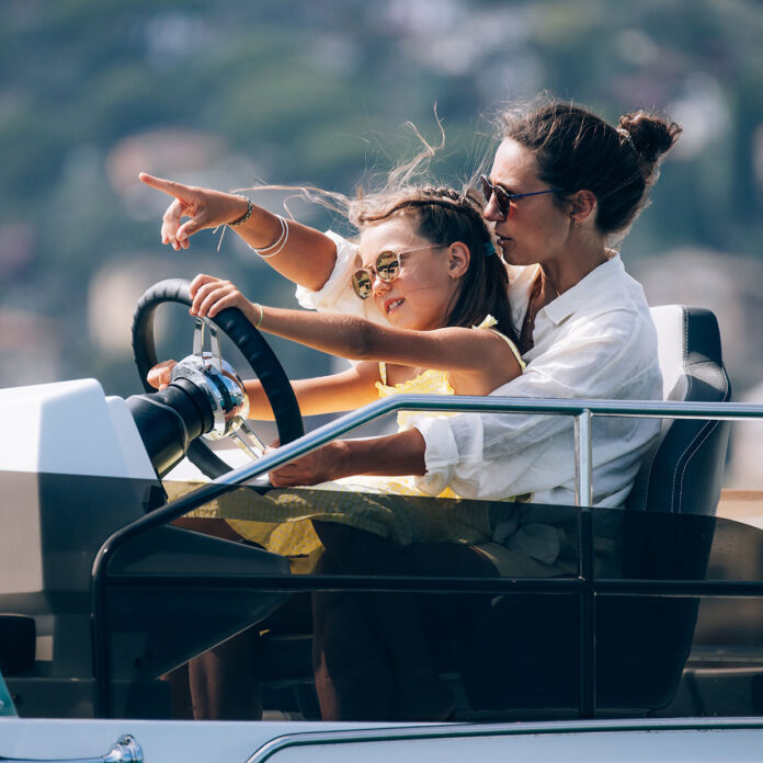 ©JEAN-BAPTISTE D'ENQUIN - JEANNEAU - MERRY FISHER 1095