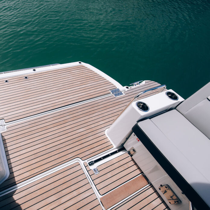 ©JEAN-BAPTISTE D'ENQUIN - JEANNEAU - MERRY FISHER 1095